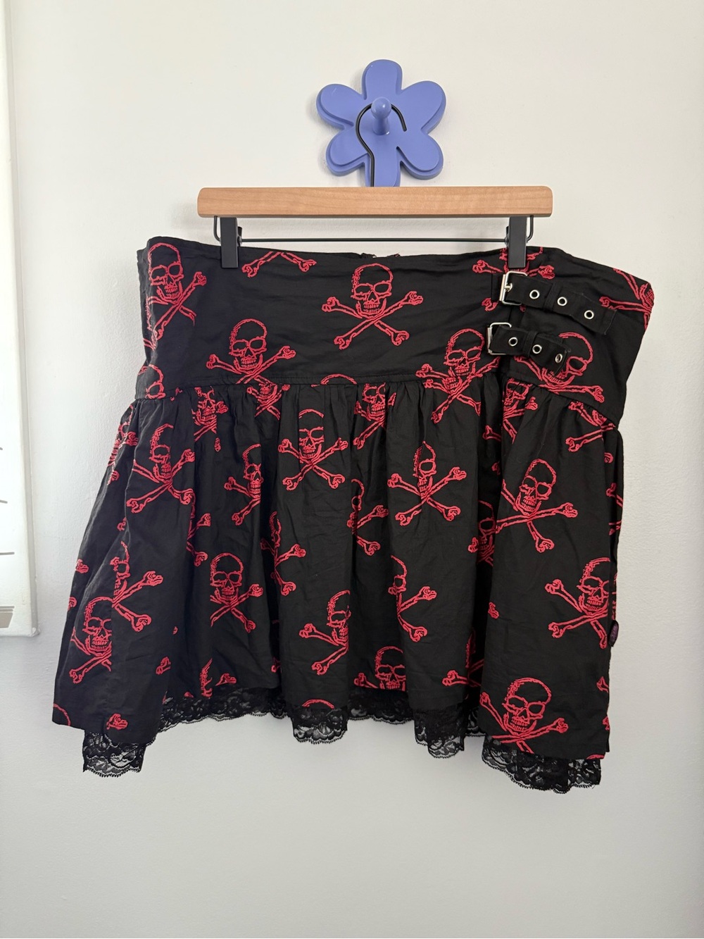 Tripp NYC 18 Plus Red Black Skull Skeleton Mini Skirt Rock Goth Emo Vampire Belt